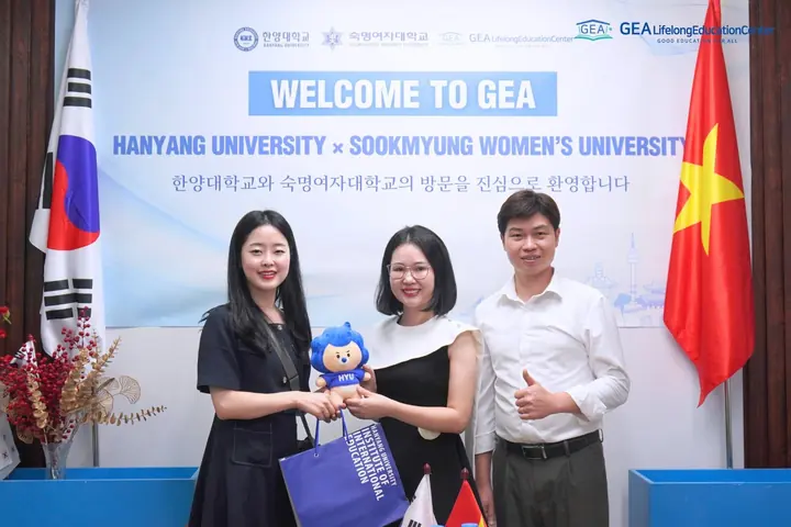 University delegation with the GEA team