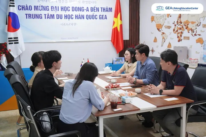 Dong-A University delegation at GEA